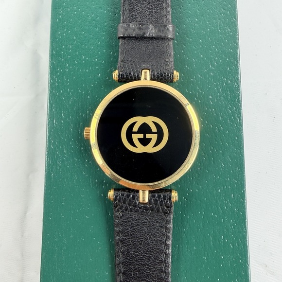Vintage Gucci Sherry Line 2000L Swiss Made Ladies Watch  display picture 2